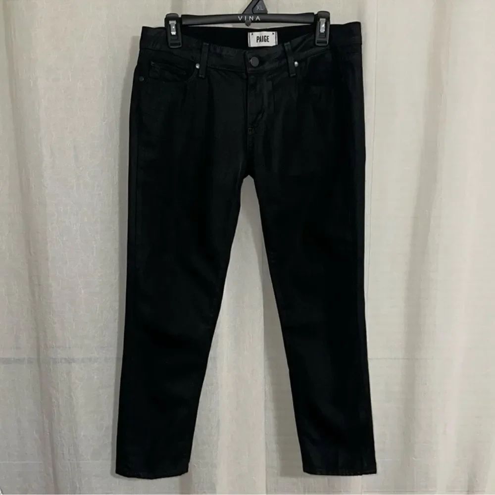 PAIGE 28 Black Luxe Coated Low Rise Crop 25” Straight Stretch Jeans